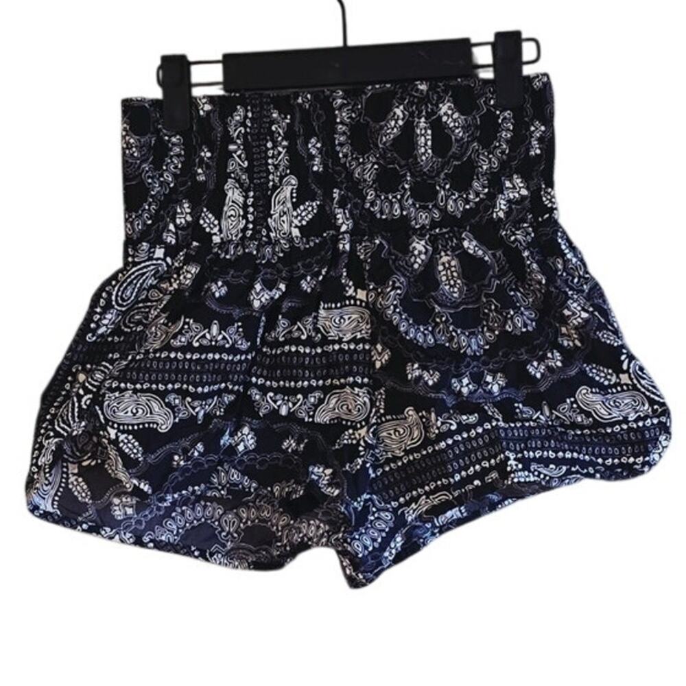 Free People Movement paisley high rise shorts size small